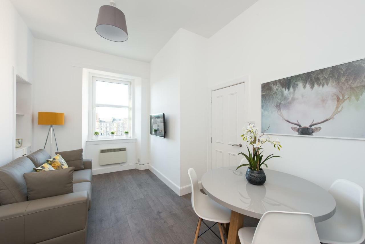 The Stewart Apartment เอดินบะระ ภายนอก รูปภาพ
